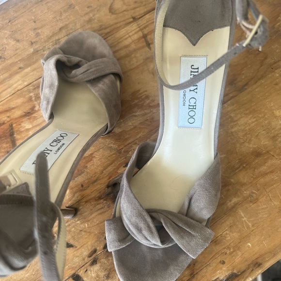 JIMMY CHOO grey suede heels - Picture 2 of 3